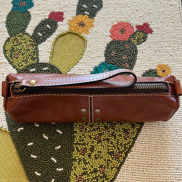 Patricia Nash Leather Roll Case Wristlet/Makeup Roll - Picture 4 of 8